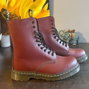 Doc Martens Boots